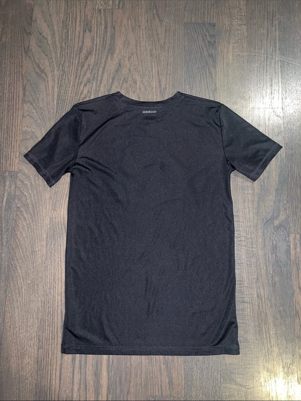 Boys adidas Red and Black Logo Short Sleeve Tee Pair S-M (10/12)